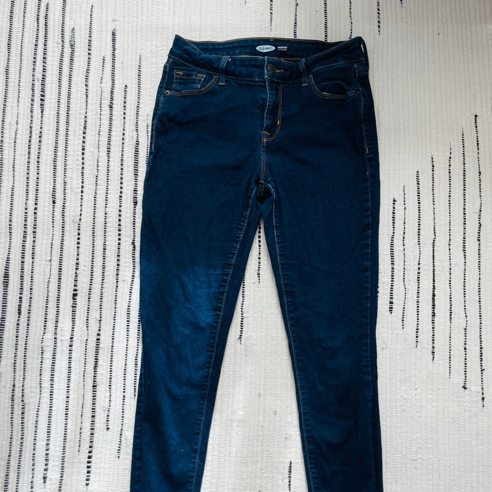 Old navy rockstar super skinny size 2